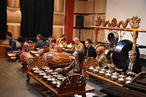 20 Alat Musik Ritmis Tradisional Indonesia
