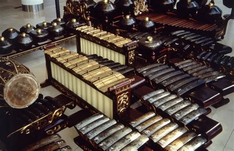 Gamelan instruments