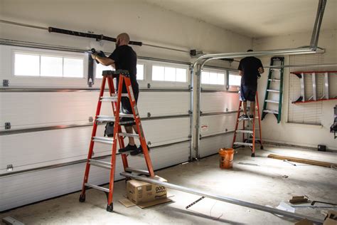 Common Garage Door Problems in Fort Collins