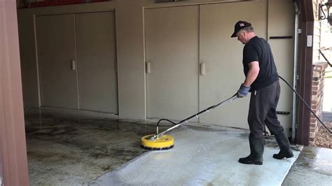 Garage Floor Cleaning