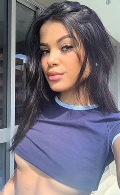 Dançarina de São Roque se apresenta no Programa do Ratinho - Jornal da