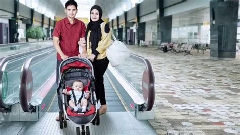 Gate Checking a Stroller