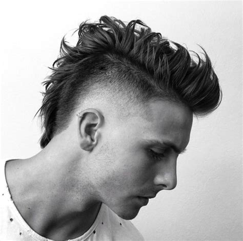 Gaya Rambut Mohawk Rapi