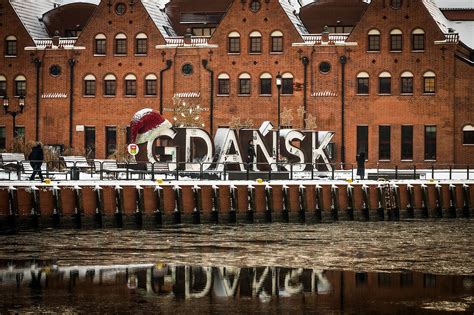 Gdansk Cultural Backdrop