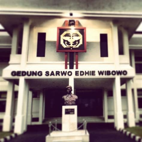 Gedung Sarwo Edhie Wibowo
