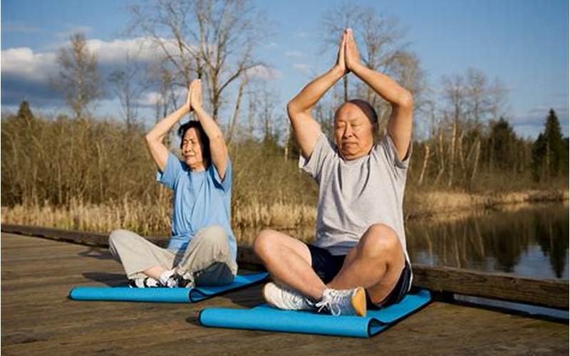 Gerakan Yoga Untuk Lansia: Menjaga Kesehatan Tubuh Dan Jiwa