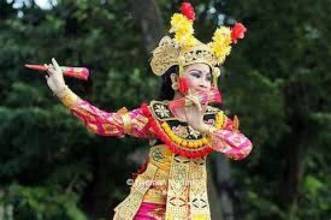 Gerakan Tari Condong Anggun