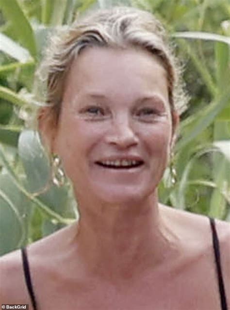 Get Celeb Bikini Body Like Kate Moss