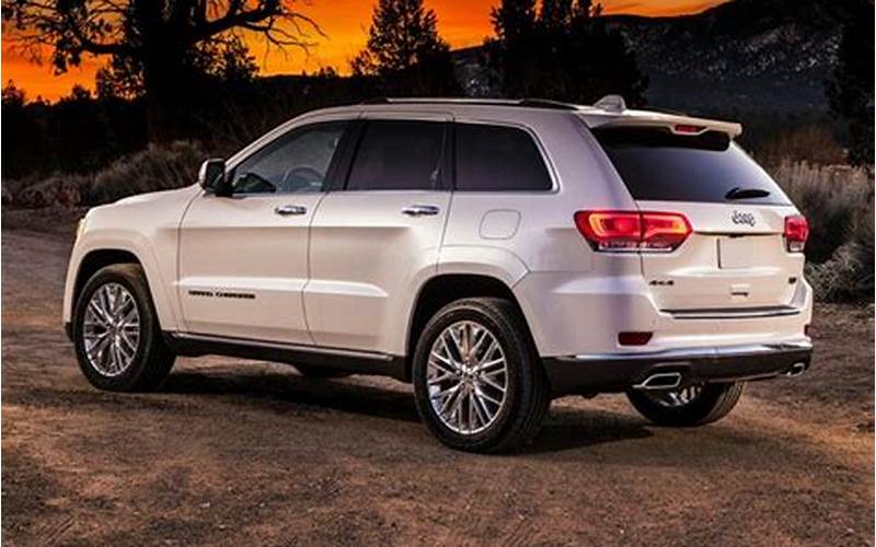 Getting A Vehicle History Report For Used Jeep Cherokee In Charlotte, Nc