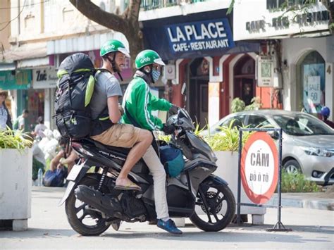 Getting Out of Ha Noi