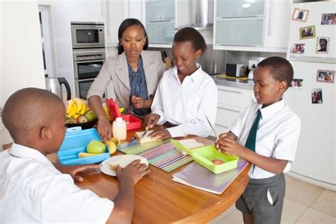 Getting Your Kids Involved in Lunch Prep