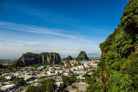 Getting around Marble Mountains
