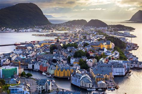 Getting to Alesund Norway