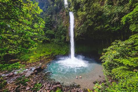 Getting to La Fortuna Waterfall