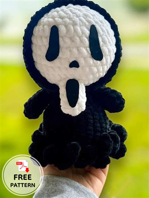 Ghost Face Crochet Pattern