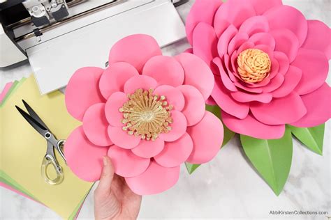 Download Giant Paper Flower Composition Files for Cricut