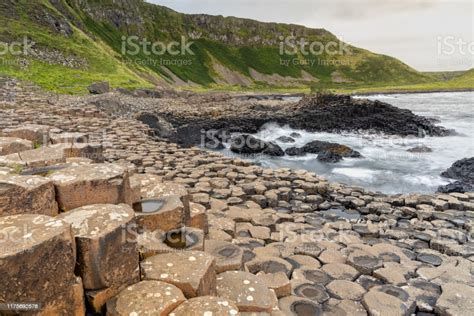 Giants Causeway First Impression
