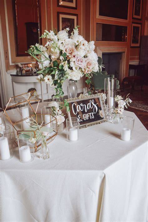 Gift Table