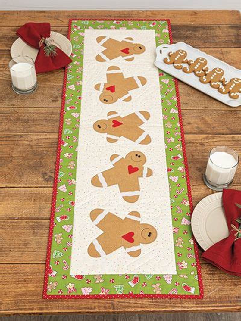 Gingerbread Table Runner Pattern