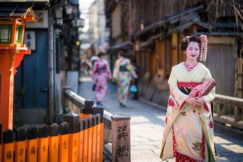 Gion Private Tour
