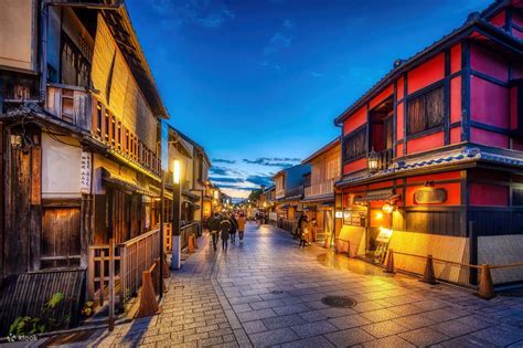 Gion Street Walk
