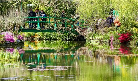 Giverny Experience