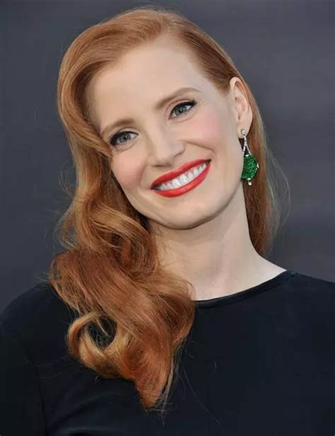 Glamorous Side Sweeps