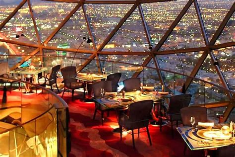 Globe Restaurant Riyadh interior