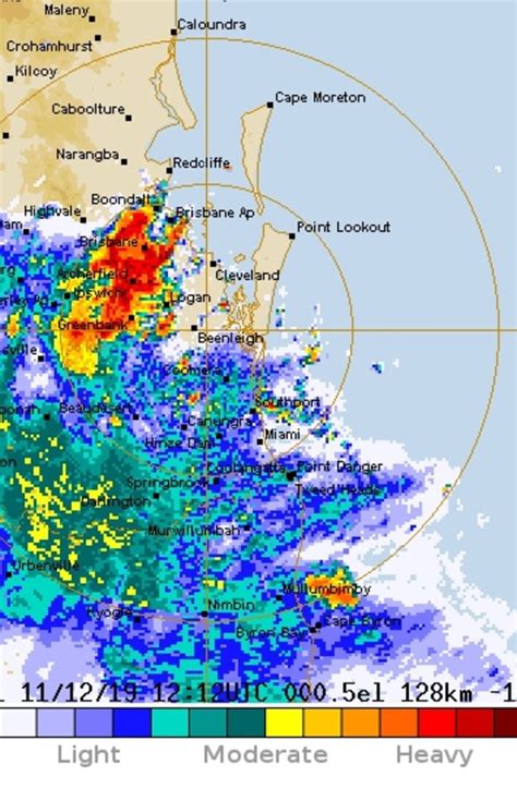 Gold Coast weather More than 300mm on Gold Coast, causing dangerous