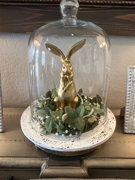 Gold Easter Decor