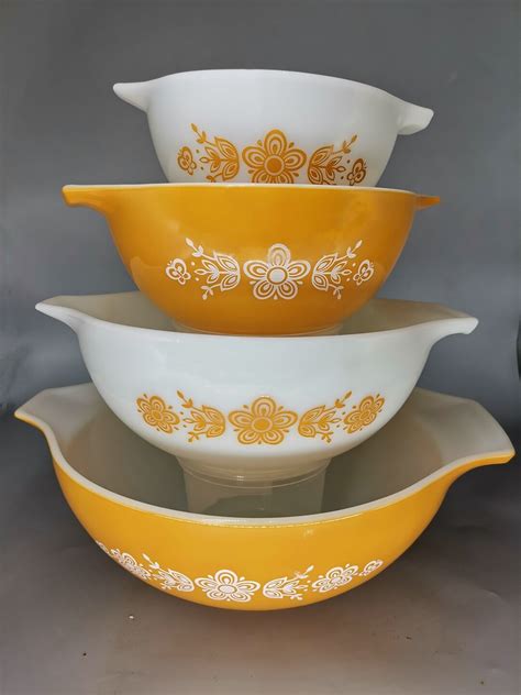 Gold Pyrex Pattern
