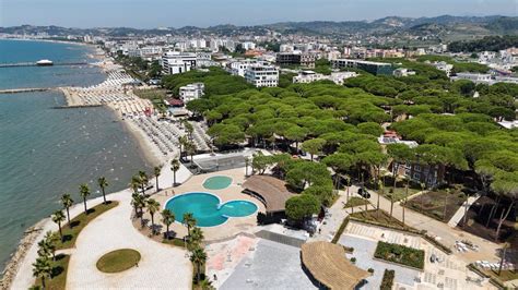 Golemdurres Beach Day Trip: A Review with Pickup Included