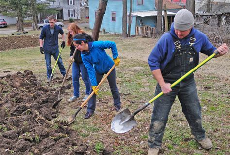Good Works Volunteer