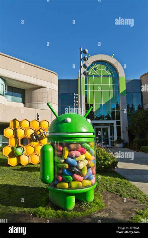 GoogleオフィスのAndroidキャラクター像