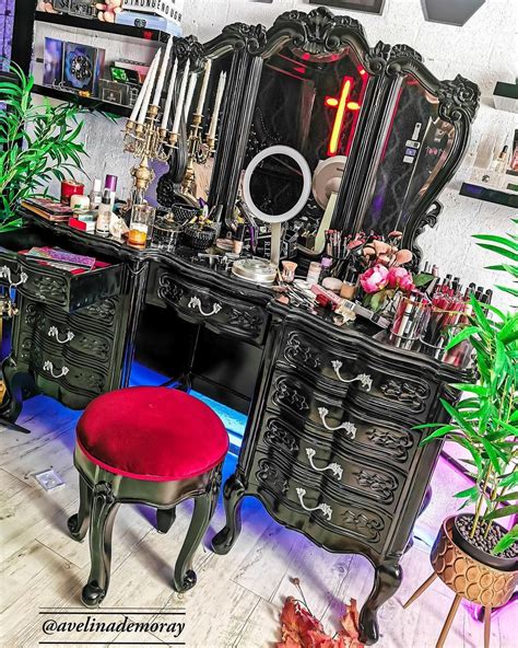 Gothic Makeup Vanity Set
