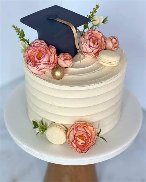 Graduation Cakes - Oh Yeah Cakes
