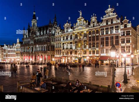 Grand Place at night