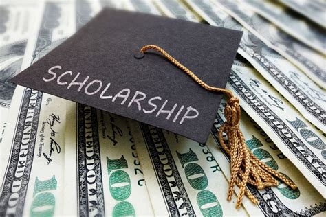 What Is Difference Between Scholarships And Financial Grants