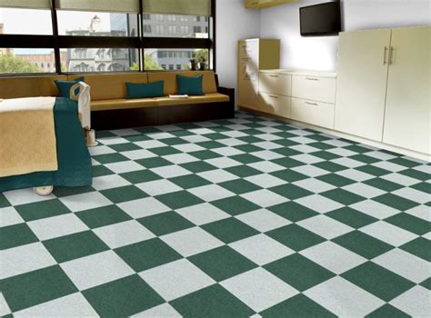 Merola Tile Metro Octagon Matte White with Green 111/2 in. x 111/2 in. x 5 mm Porcelain Mosaic