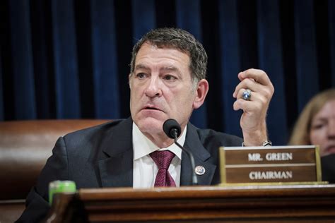 Discover the Causes and Solutions for Green Mark on Skin