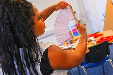 Greenwich Fan Making Craft Tour: A Detailed Review