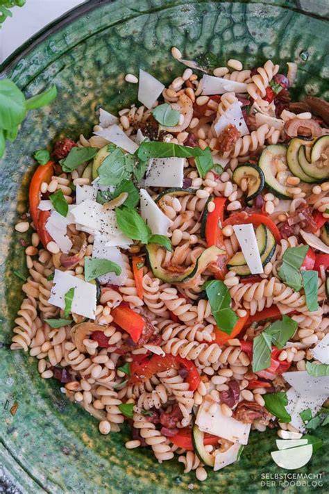 Grillbeilage Nudelsalat