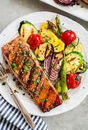 Grilled salmon and steamed vegetables
