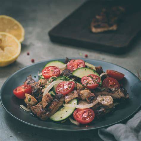 Grillfleisch Salat