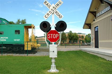Griswold Railroad Crossing Signal