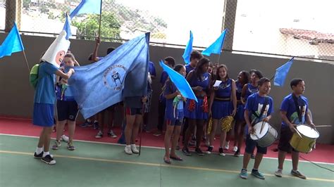 Grito De Guerra Com A Cor Azul