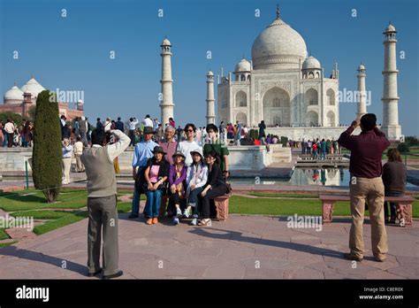 Group of tourists at Taj Mahal