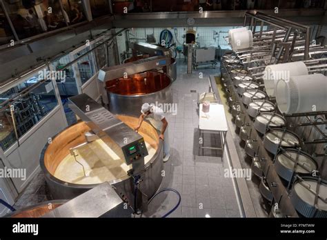 From Geneva: Gruyeres, Cheese & Chocolate – An Expert’s Review