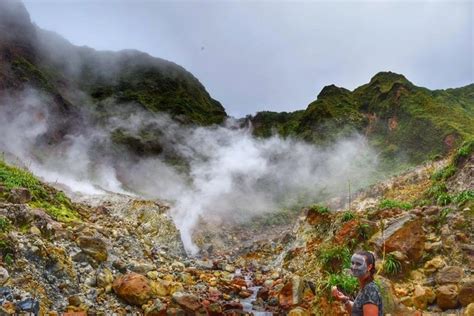 Guided Tour Boiling Lake