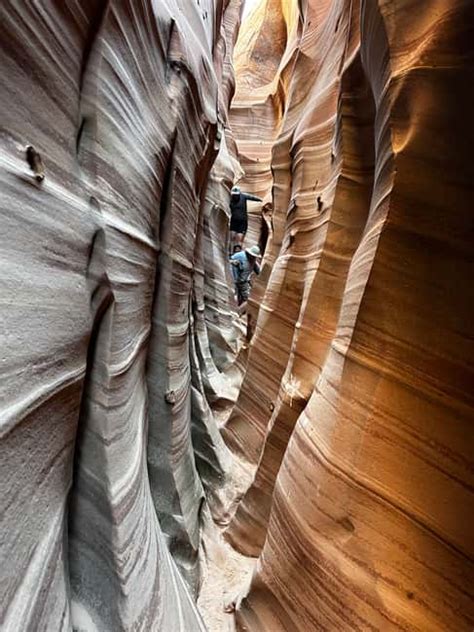 Guided Zebra Slot Canyon Tour